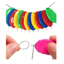 Infila Ago a Medaglione in Plastica Colorata