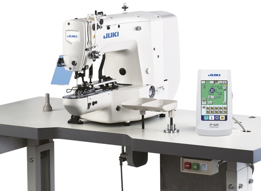 [JUKILK1903BSS302MC672NIP420U] Juki LK-1903BSS302 / MC672NIP420U Macchina attaccabottoni a punto annodato, motore diretto, campo di cucitura 20x10 mm, rasafilo, scartafilo, regolazione elettronica della tensione del filo ago, pannello touch-screen per programmazione a bordo macchin,  pinze per bottoni di diametro 8-20 mm e spessore max. di 2.0 mm. Completa.