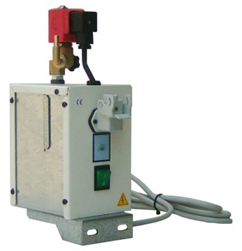 Sartitalia GV1 • Dispositivo con separatore di condensa, elettrovalvola con regolazione del flusso di vapore e presa di sicurezza per il collegamento di 1 ferro da stiro a vapore. Staffa di fissaggio reversibile.